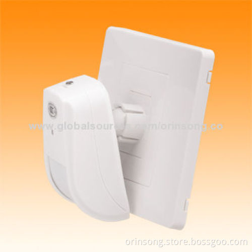 Curtain PIR detector with anti-tamper switch